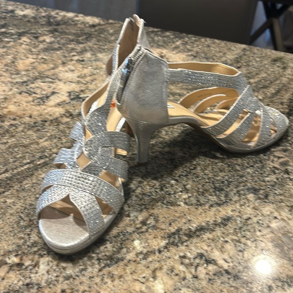 NWOB Alex Marie Rhinestone Heels.   Size 10. Gorgeous